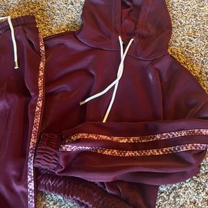 Brand new maroon matching set